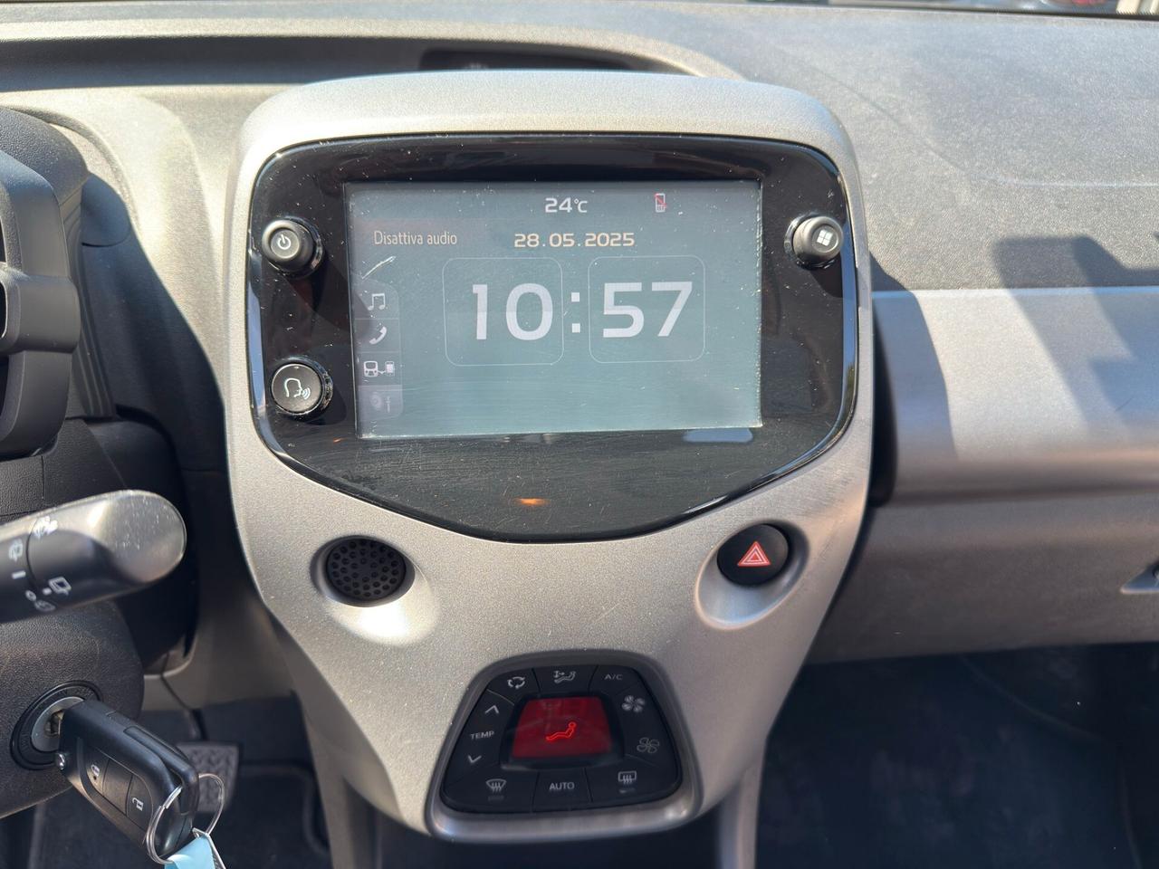 Toyota Aygo 1.0 VVT-i 72 CV 5 porte x-play MMT