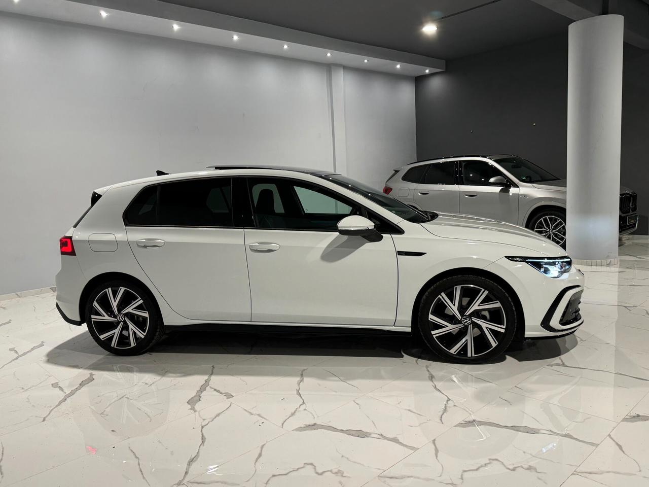 Volkswagen Golf 2.0 TDI 150 CV SCR DSG R-Line