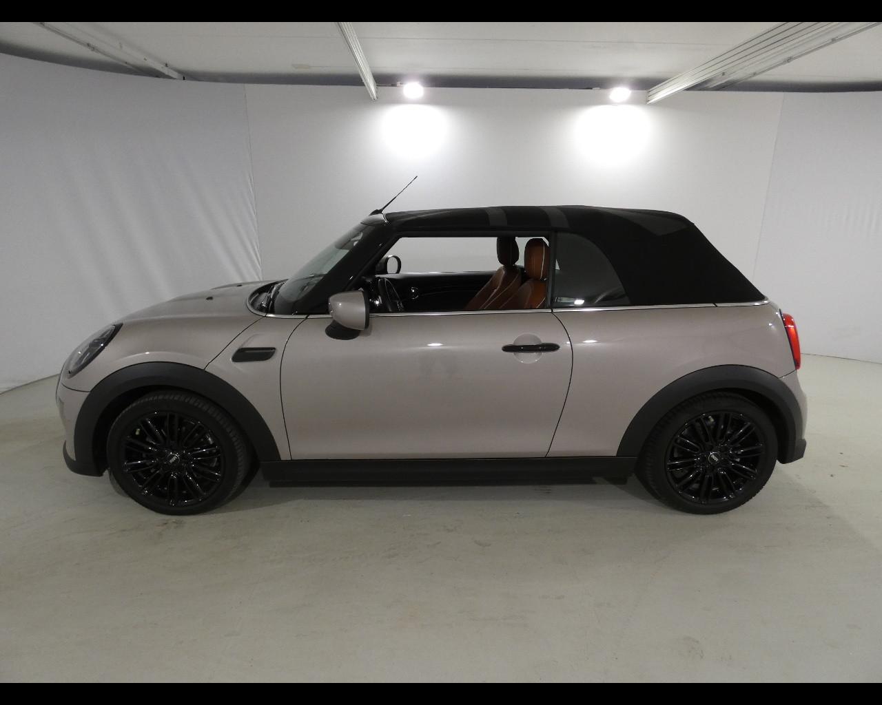 MINI Mini Cabrio (F57) - Mini 1.5 Cooper Yours Cabrio