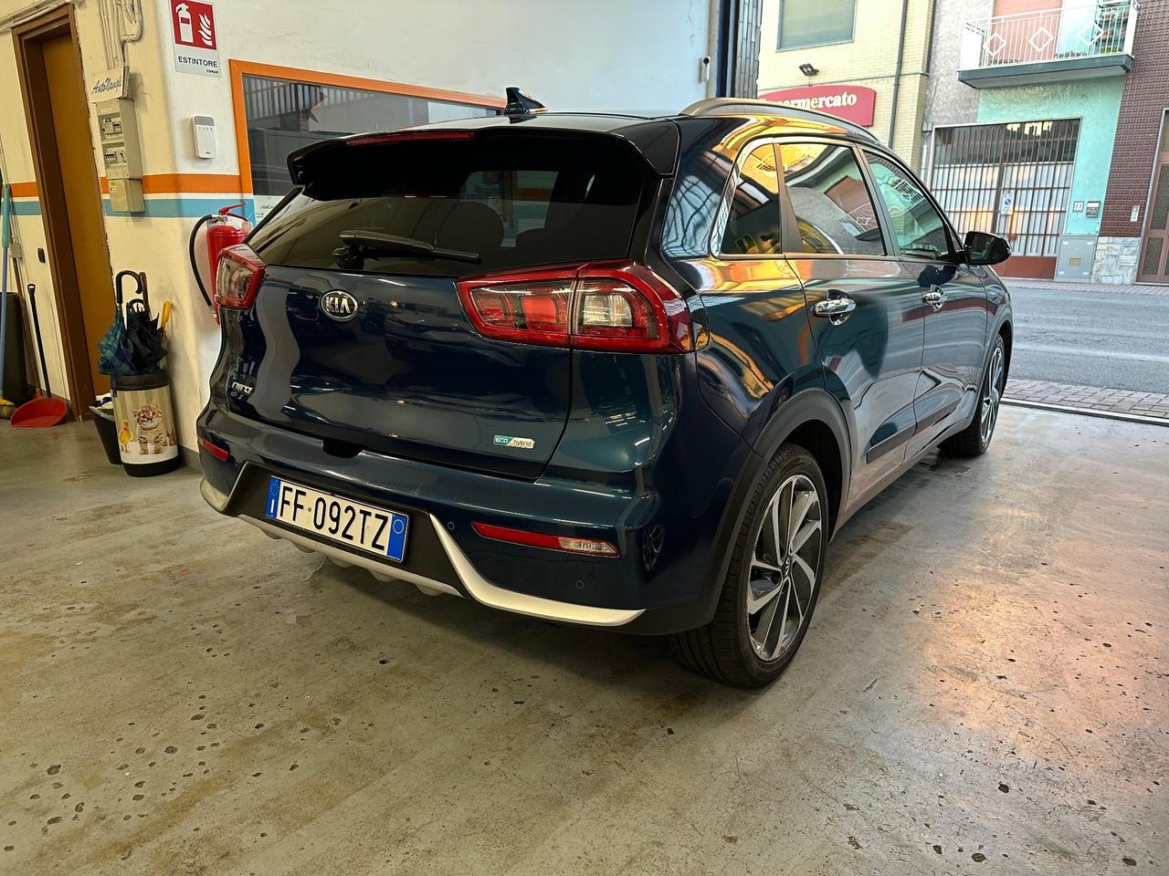 Kia Niro 1.6 GDi DCT HEV Style - Autonavigli