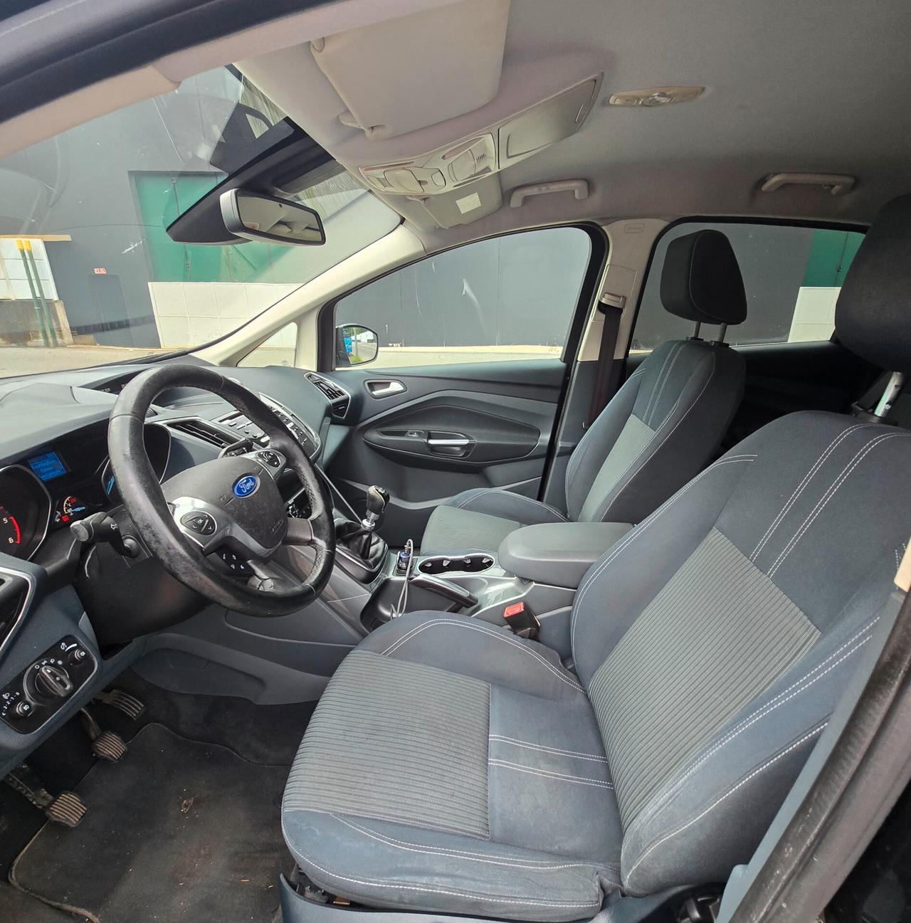 Ford C-Max Titanium