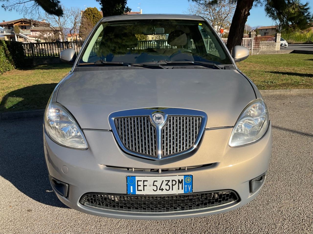 Lancia Ypsilon 1.2 69 CV Diva