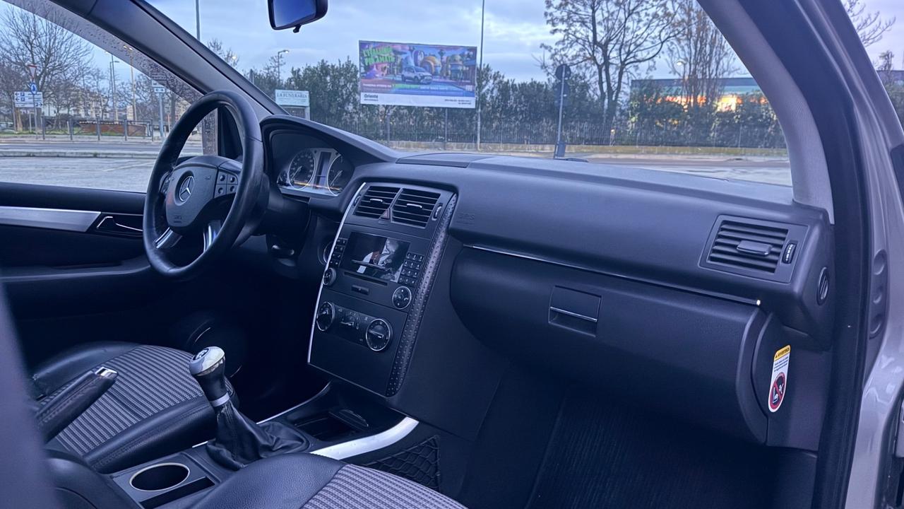 Mercedes-benz B 200 CDI