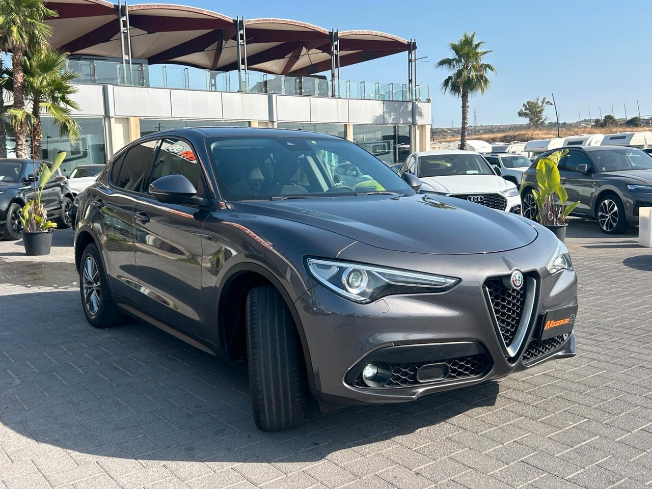 Alfa Romeo Stelvio 2.2 t Business Q4 210cv auto