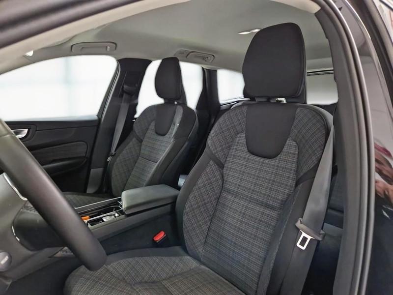 VOLVO XC60 B4 D AUTOMATICO CORE SUV