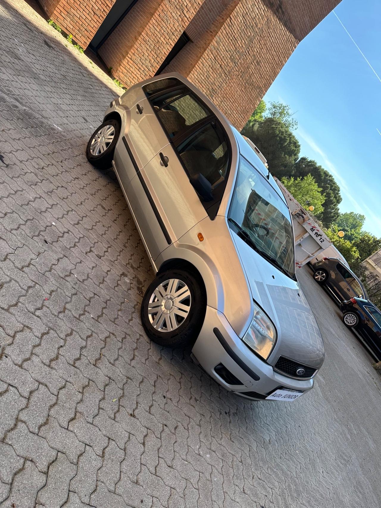 Ford Fusion 1.6 16V 5p. Plus