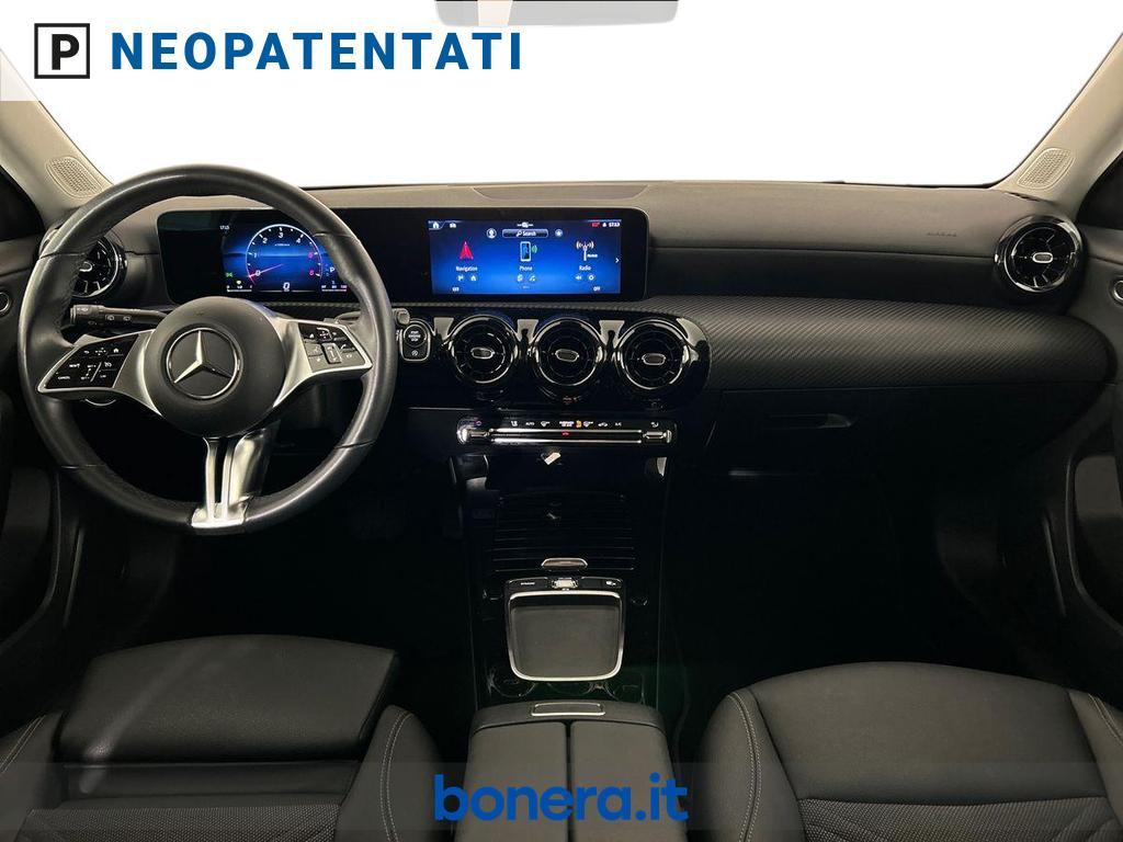 Mercedes Classe A 180 180 D Advanced 8G-DCT