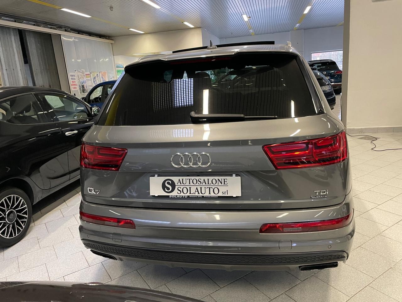 Audi Q7 3.0 TDI 272 CV quattro tip. Sport S Line Tetto 7P.