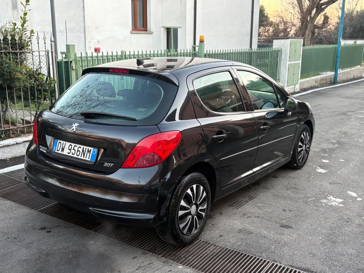 Peugeot 207 1.4 8V 75CV 5p. Energie Sport ECO GPL