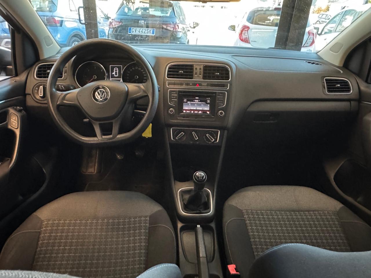 VOLKSWAGEN POLO 1.4cc TDI 90CV 5p. NEOPATENTATI