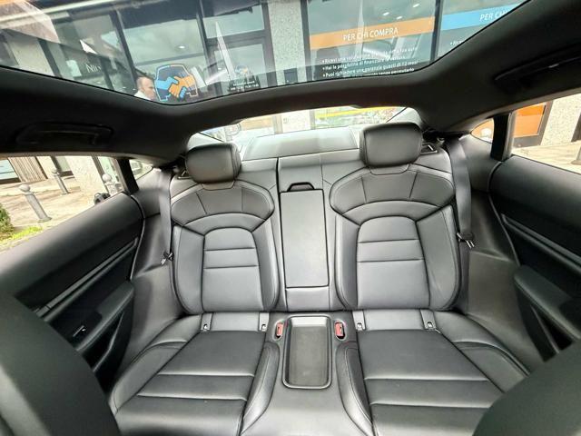 PORSCHE Taycan Taycan