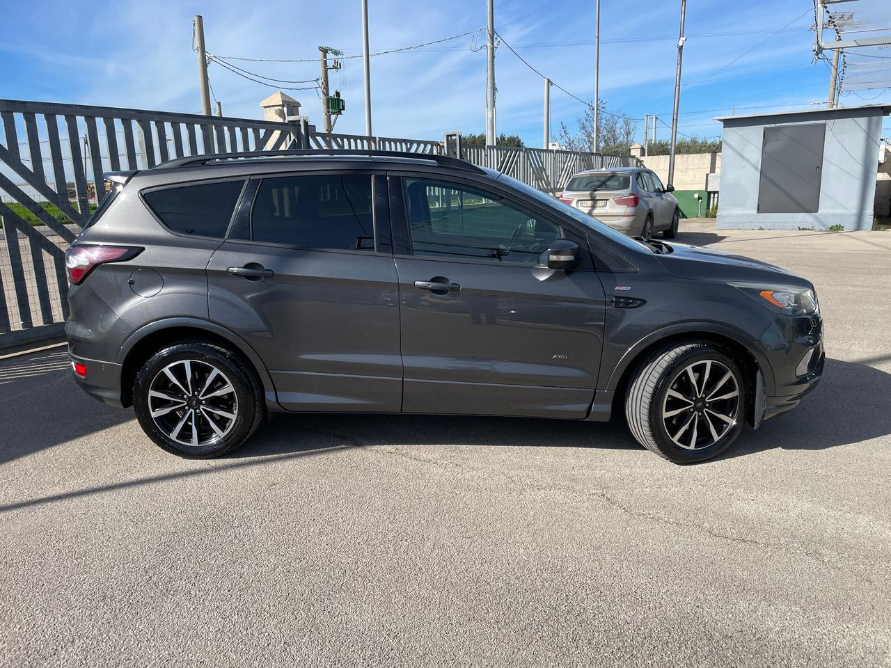 Ford Kuga 2.0 TDCI 150 CV S&S 4WD Powershift ST-Line