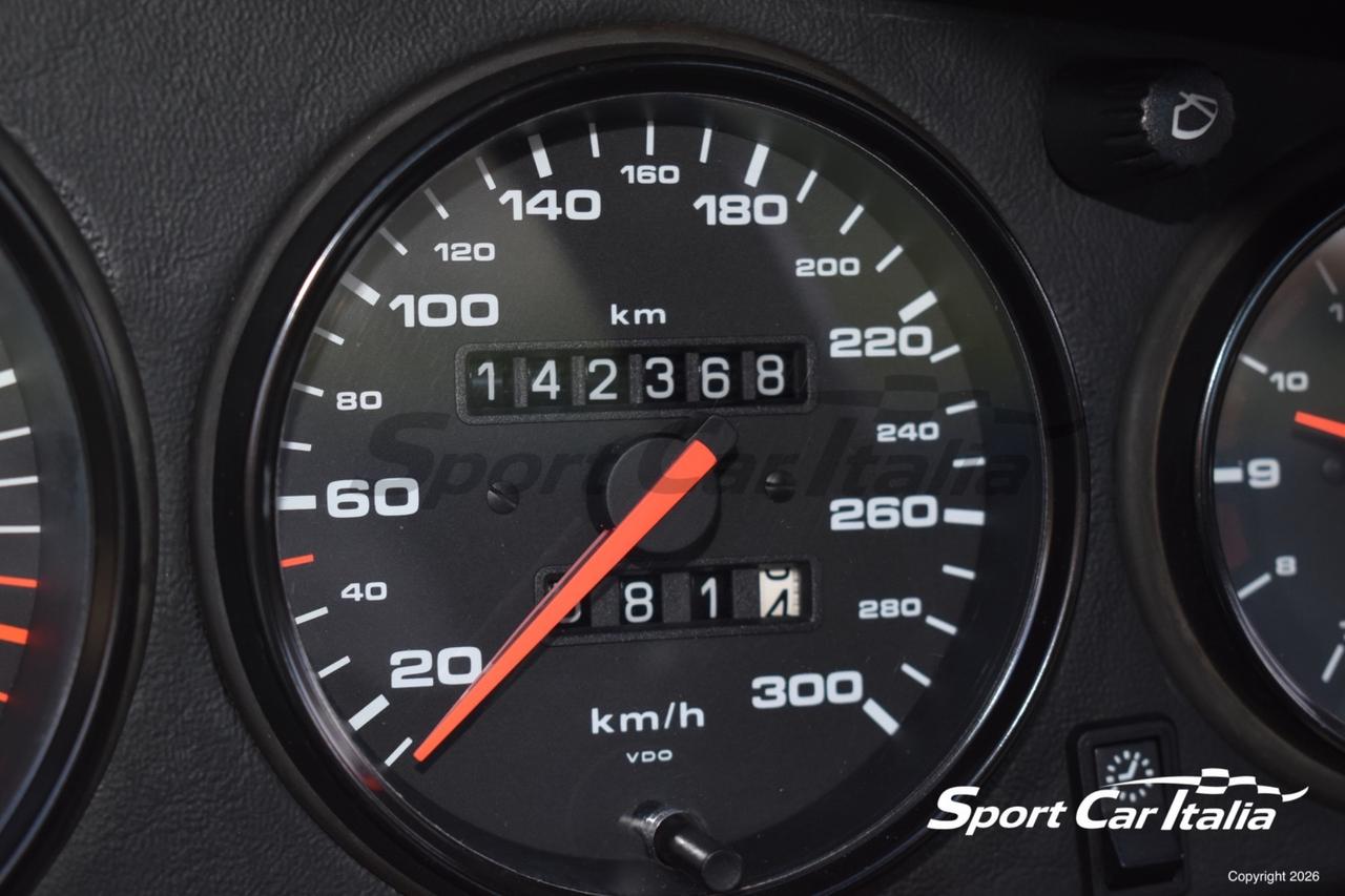 Porsche 993 Carrera 2