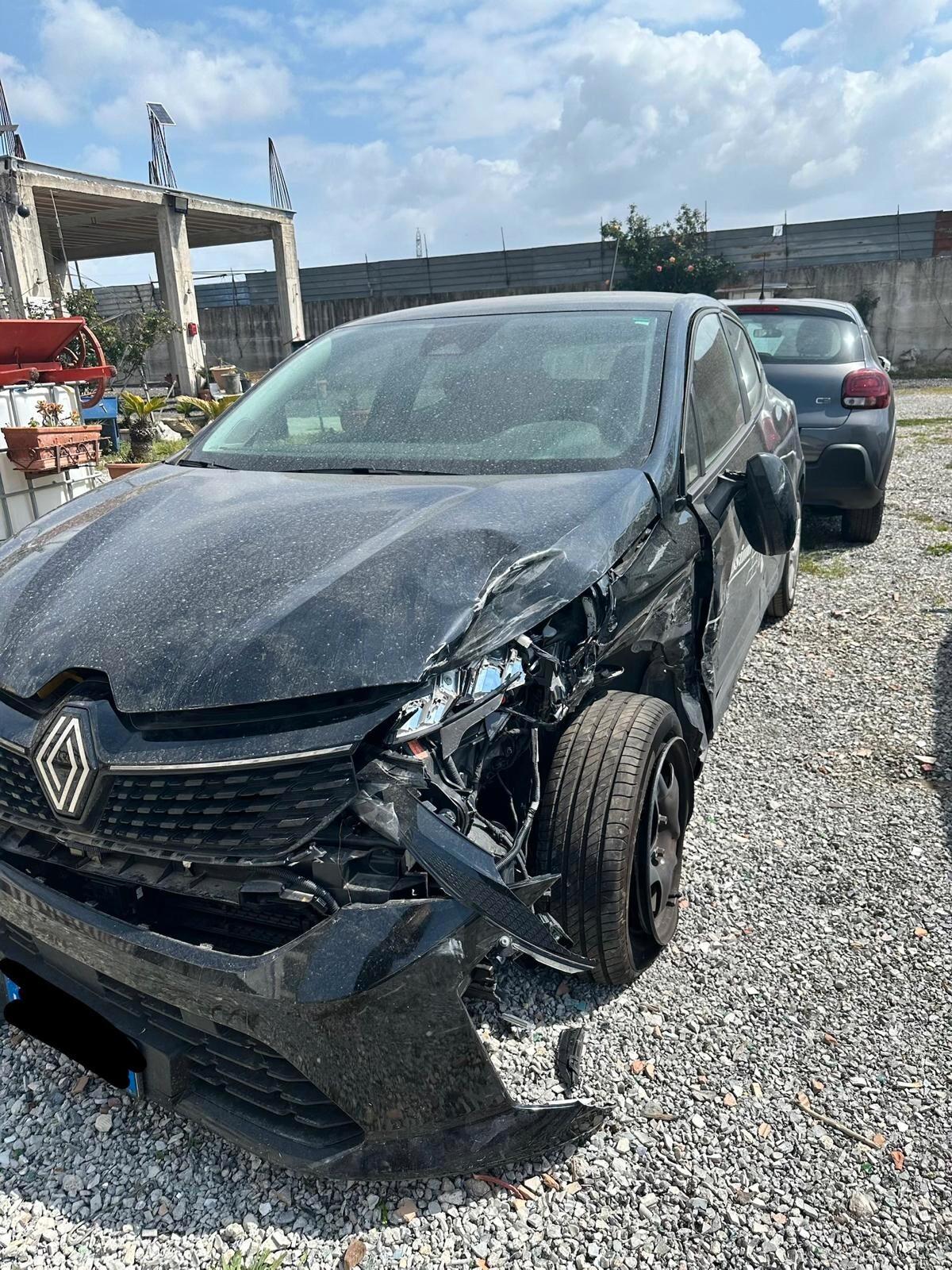 Renault Clio 1.6 Hybrid 145 CV 5 porte 2024 Automatica