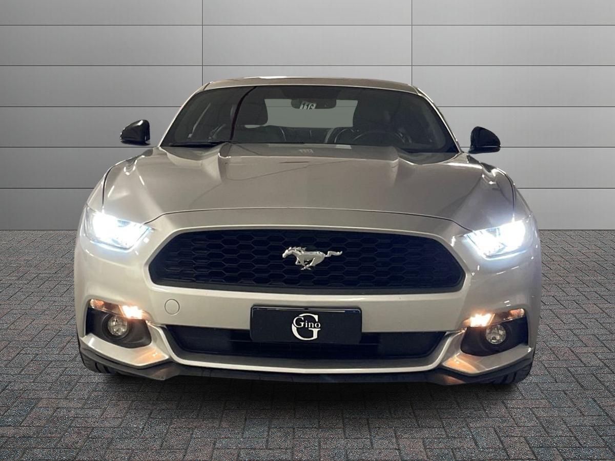 FORD Mustang VI 2015 Fastback - Mustang Fastback 2.3 ecoboost 317cv auto