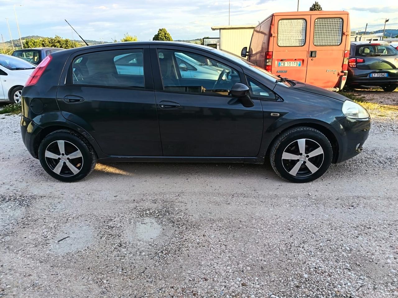 Fiat Grande Punto 2009 1.3 MJT 75 CV 5 porte Dynamic NEOPATENTATI