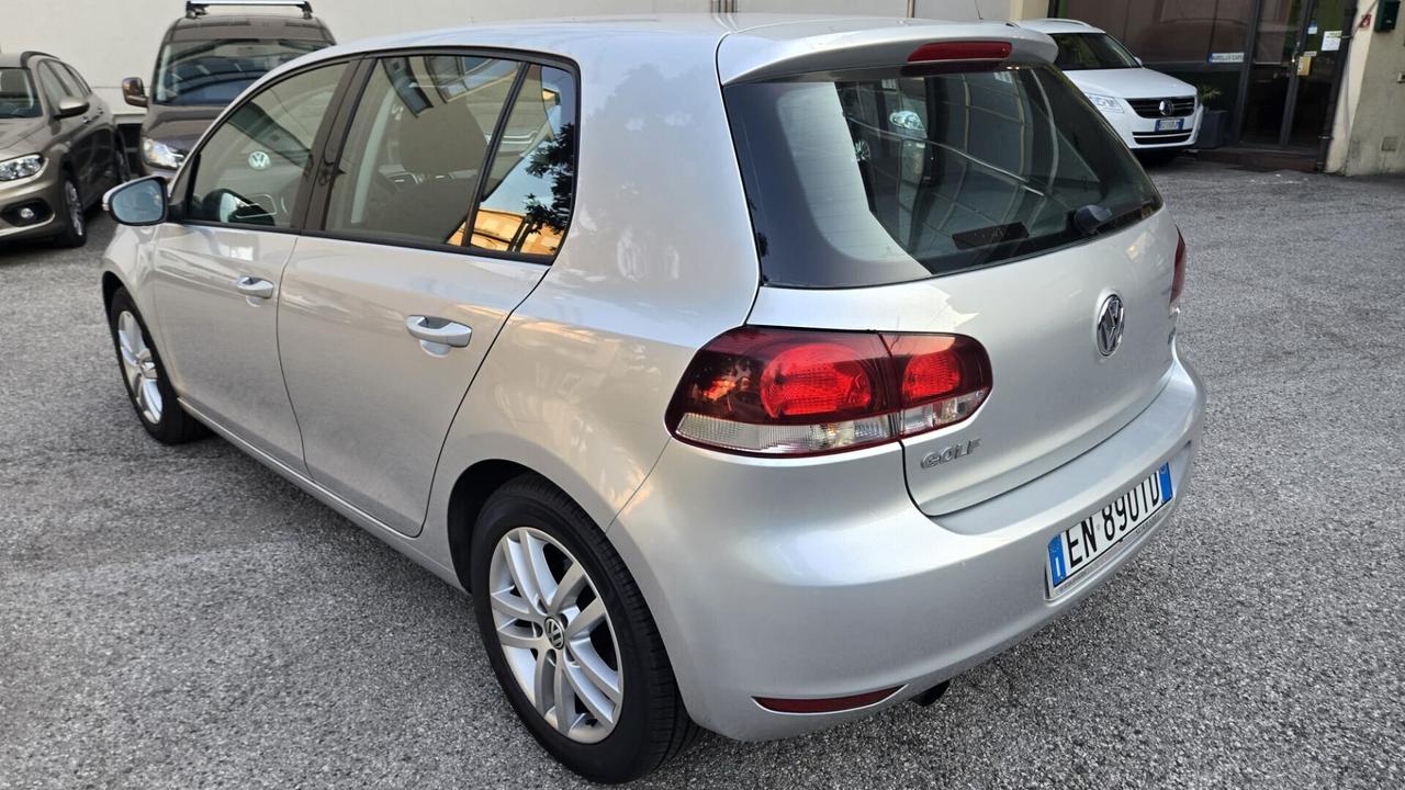 Volkswagen Golf Business 1.6 TDI 5p. Highline Neop