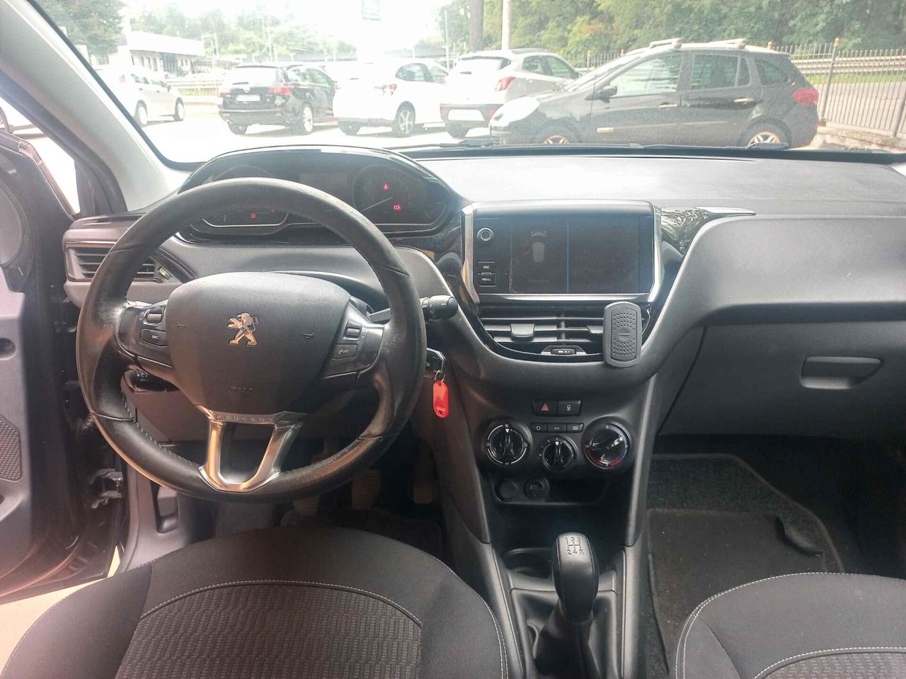 Peugeot 208 BlueHDi 75 5 porte Touch