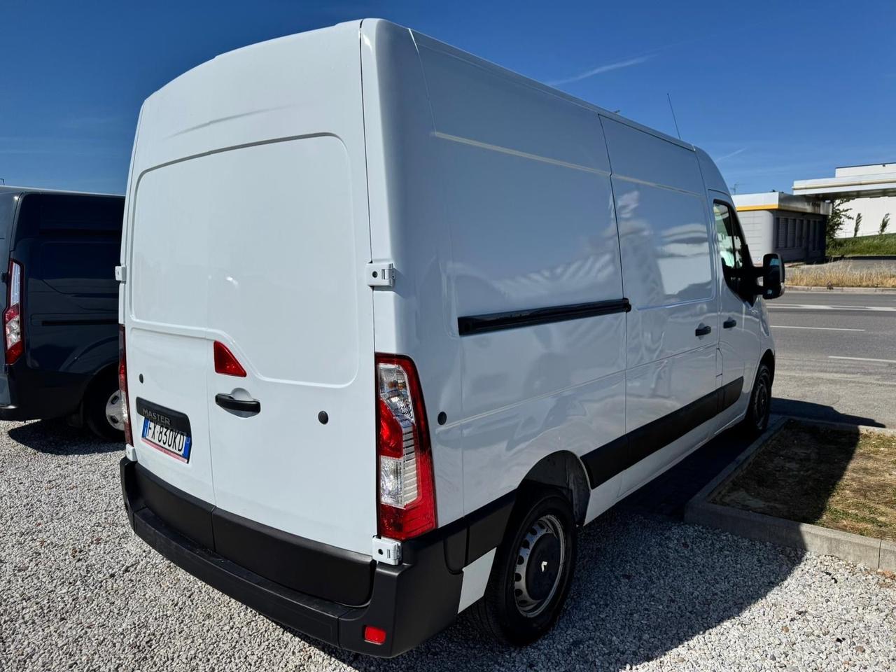 Renault Master T35 2.3 dCi 130CV Iva Compresa
