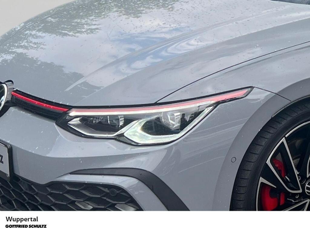 Volkswagen Golf GTI MATRIX LED NAVI 19" HARMAN KARDON