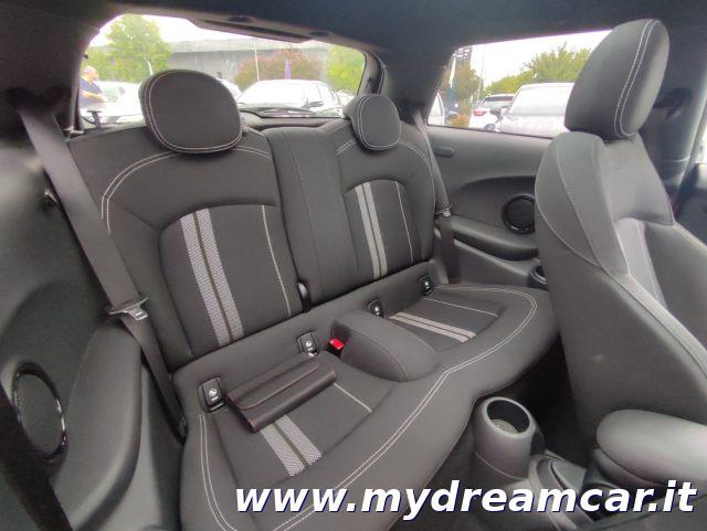 MINI Cooper D 1.5 Cooper D