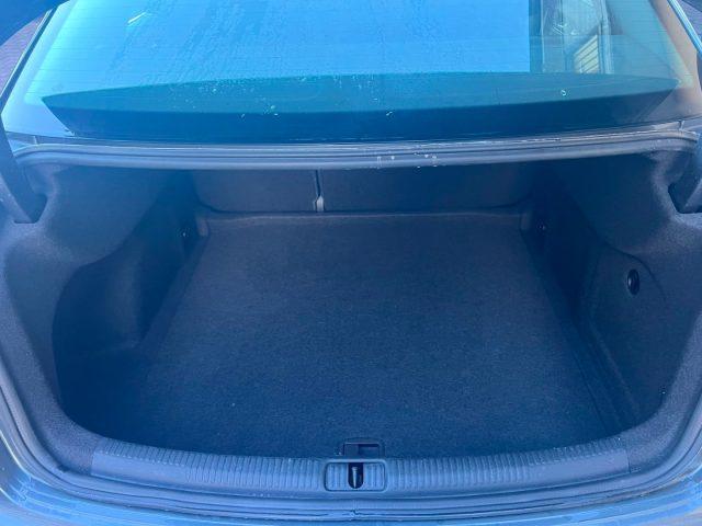 AUDI A3 Sedan 1.5 TFSI COD S tronic Business