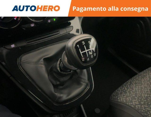 LANCIA Ypsilon 1.0 FireFly 5 porte S&S Hybrid Ecochic Silver