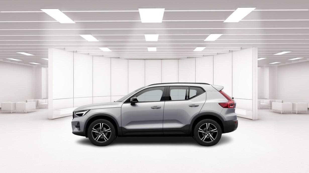 VOLVO Xc40 B3 Mild Hybrid Automatico Ultra Dark