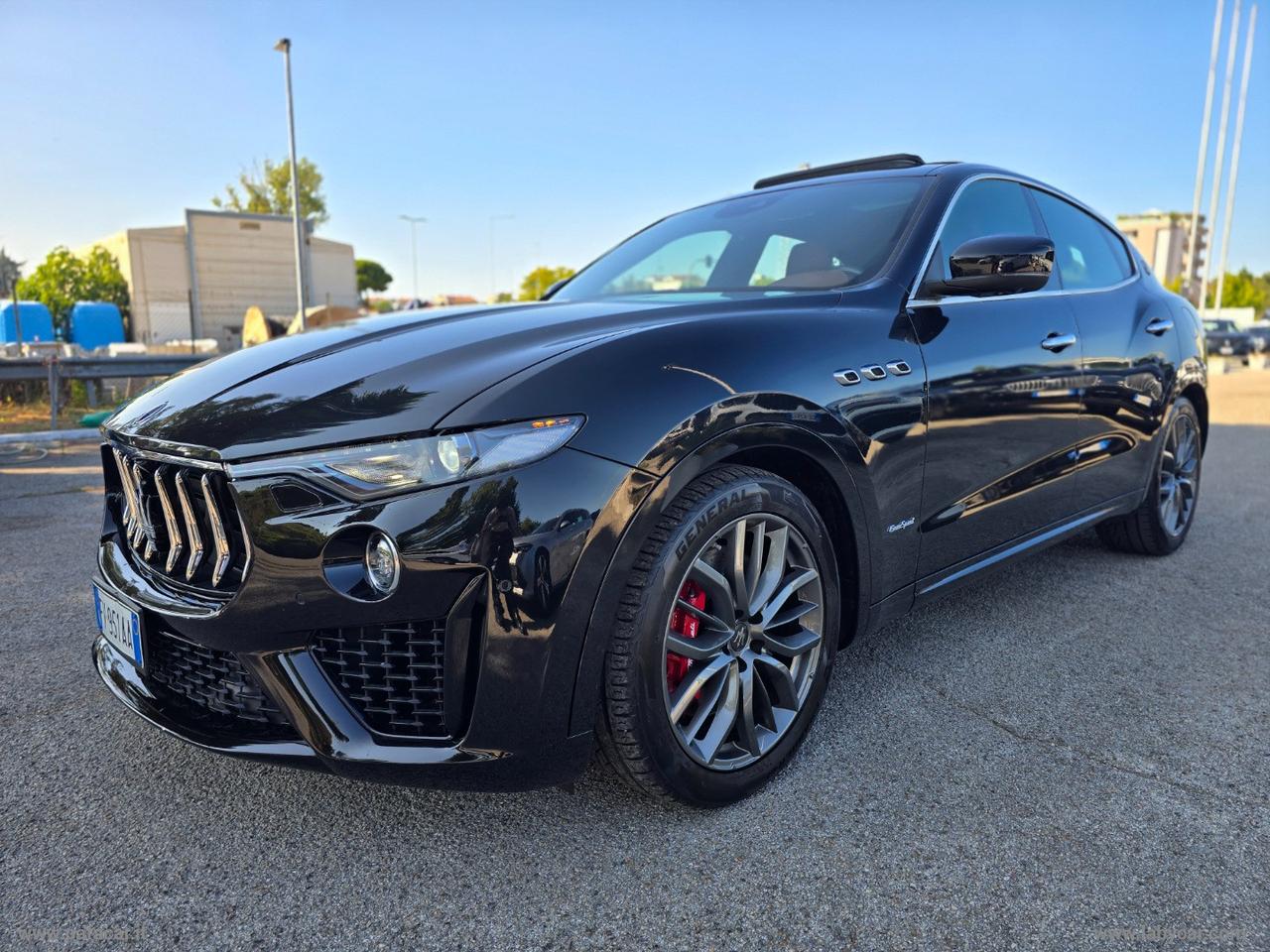 MASERATI Levante V6 Diesel 275 CV AWD Gransport