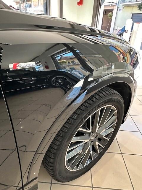 Audi Q3 SPB 35 TDI S line edition