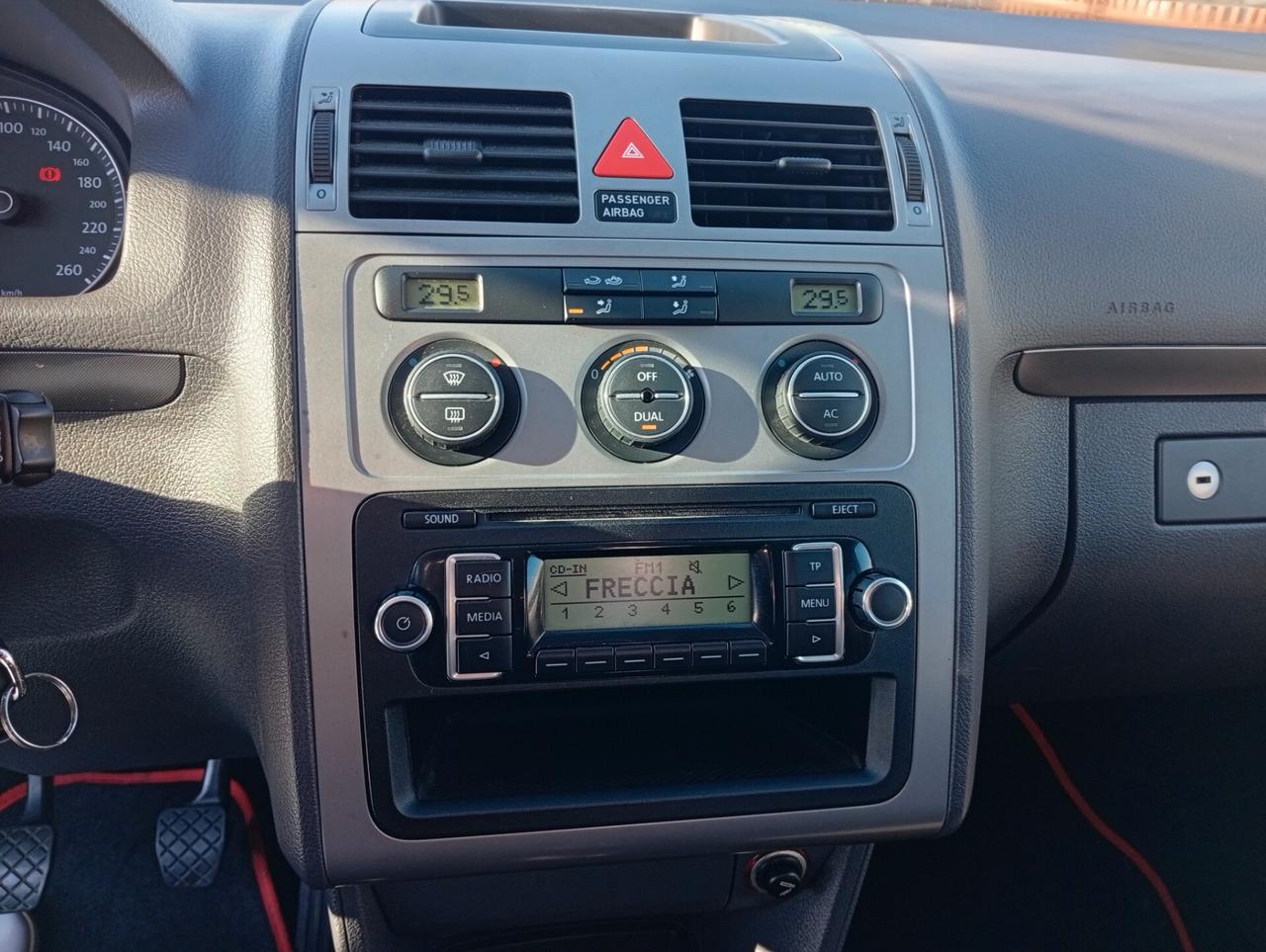 Volkswagen Touran 1.4 16V TSI 150CV Trendline Ecofuel