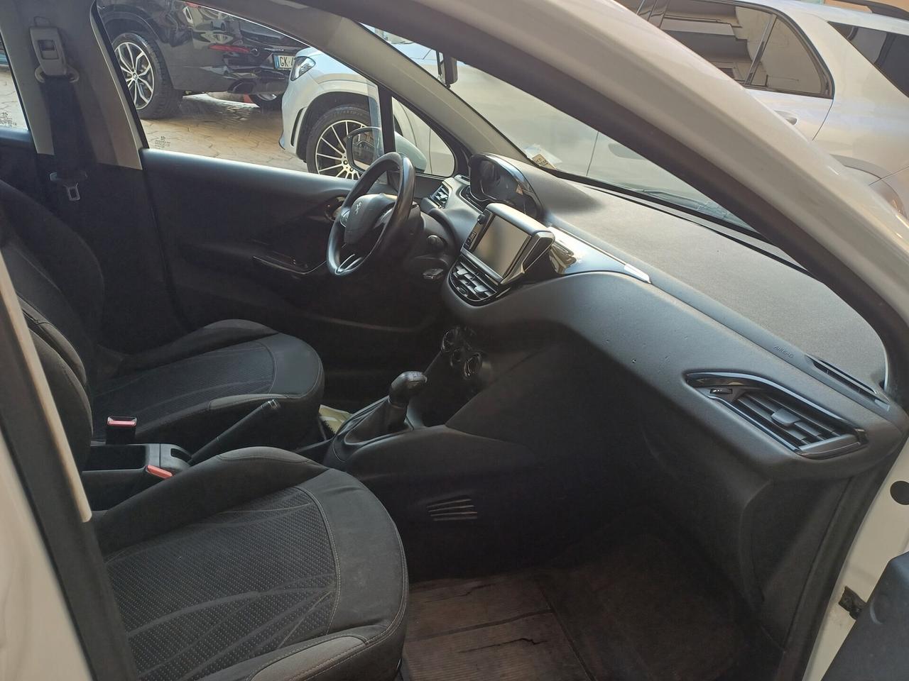 Peugeot 208 1.4 HDi 68 CV 5 porte Active