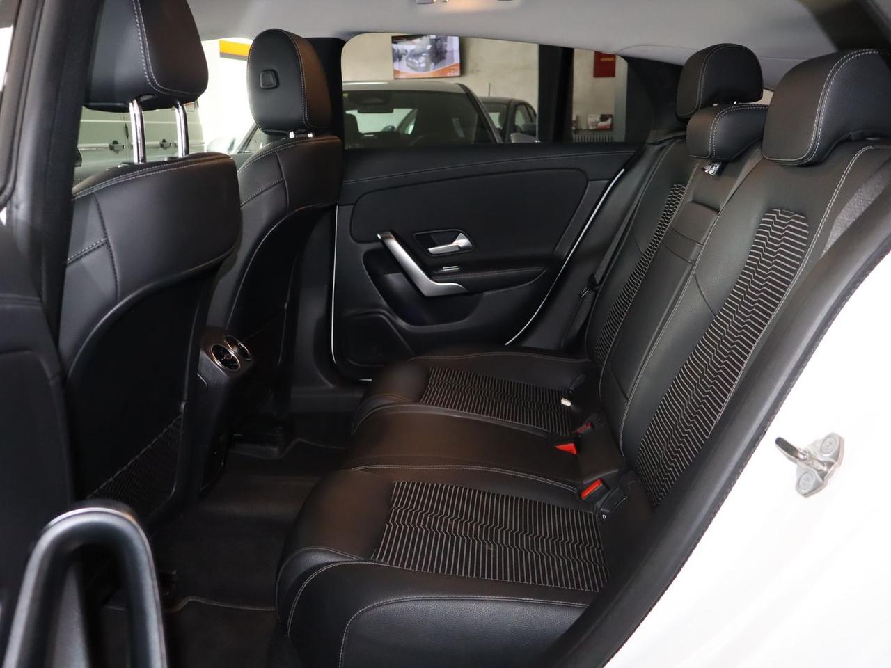 Mercedes-Benz CLA 200 Sport Night Edition C #10210