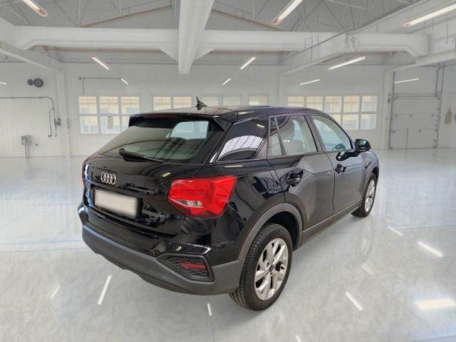 AUDI Q2 30 TDI Business