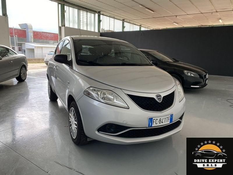 Lancia Ypsilon 0.9 TwinAir 85cv Natural Power Ecochic Platinum