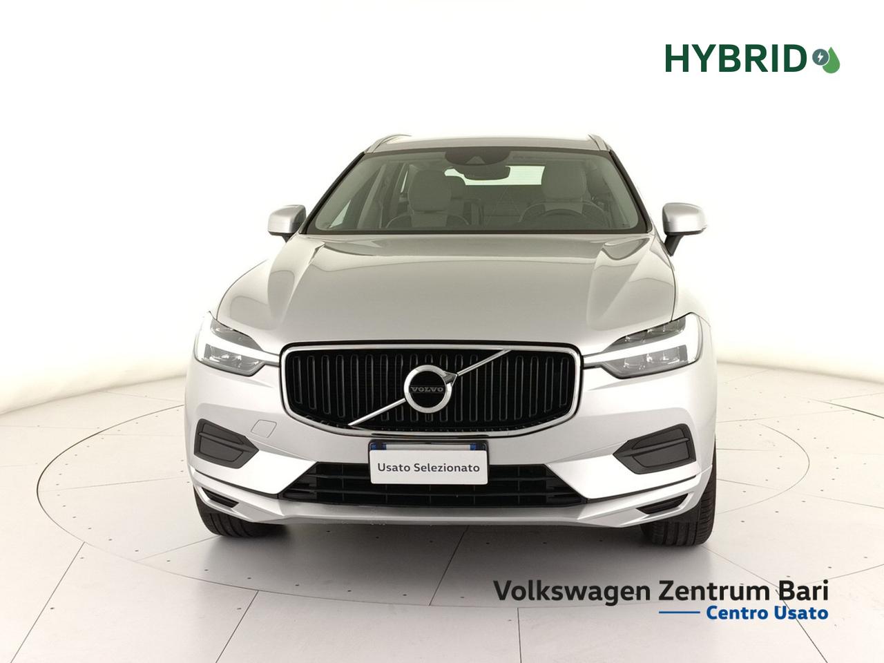 Volvo XC60 2.0 b4 momentum pro auto