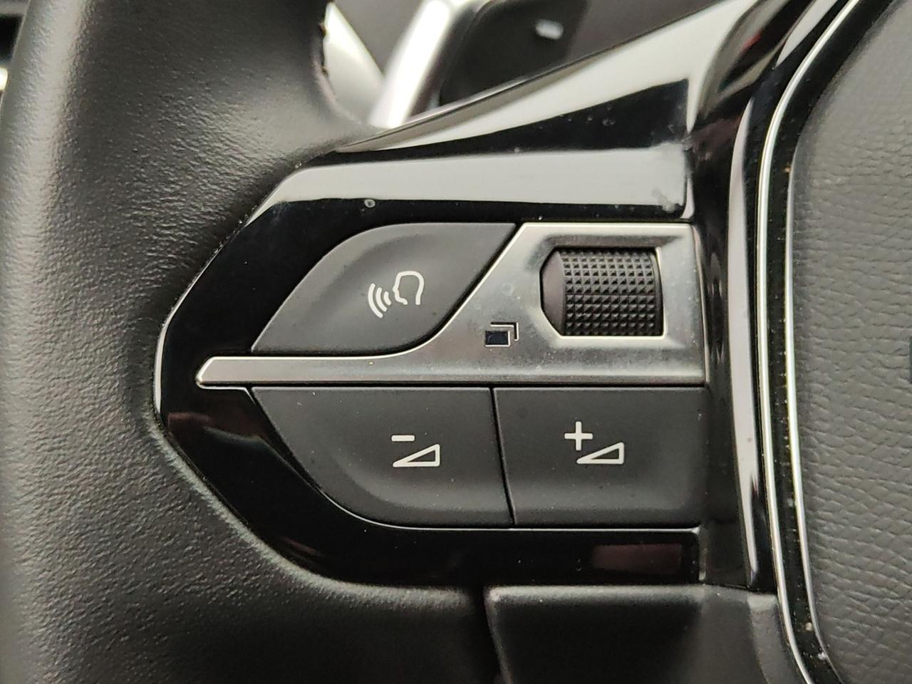 PEUGEOT 3008 II 2021 1.2 HYBRID 136CV ALLURE PACK E-DCS (CAMBIO AUTOMATICO)