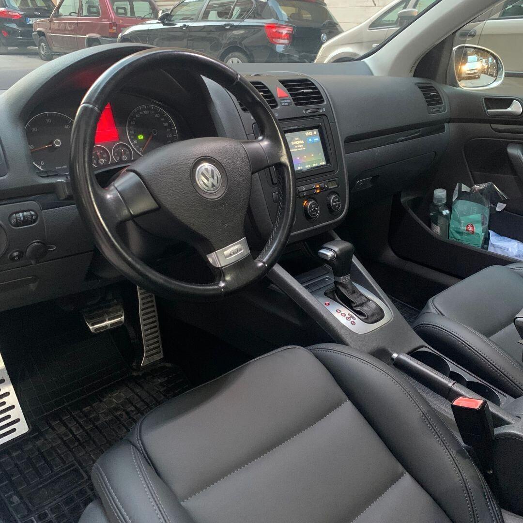 Volkswagen Golf 1.9 TDI DPF 3p GT Sport