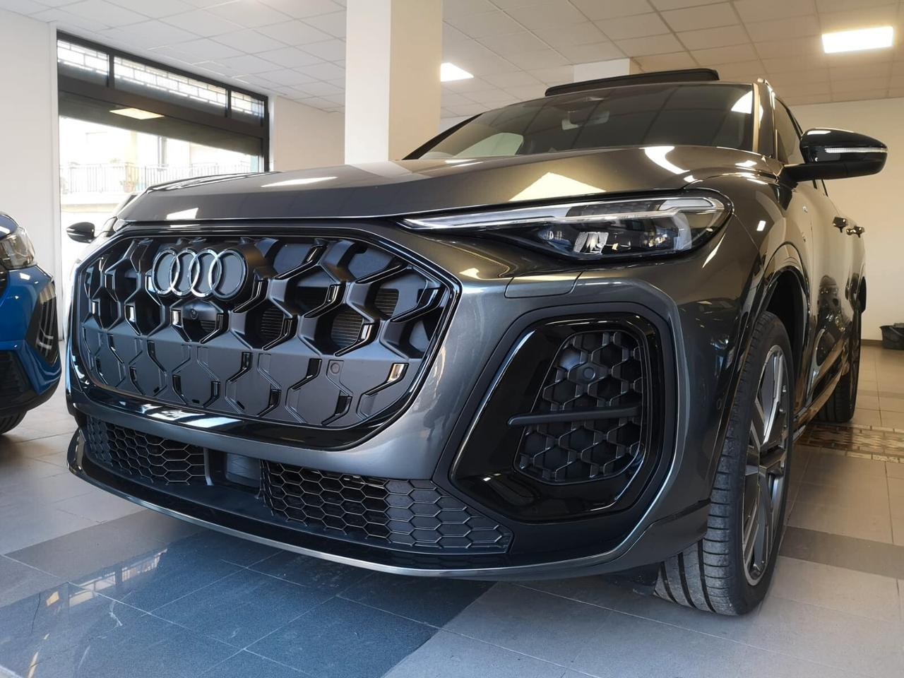 AUDI Q5 Sportback 40 TDI quattro S-tronic S-line 2025