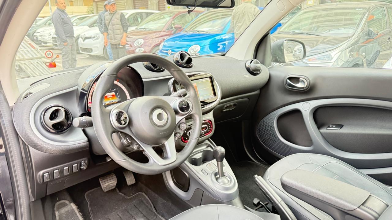 Smart ForTwo 70 1.0 twinamic Prime LED NAVI PANORAMA CERCHI 15 BRACCIOLO PDC BLUETOOTH