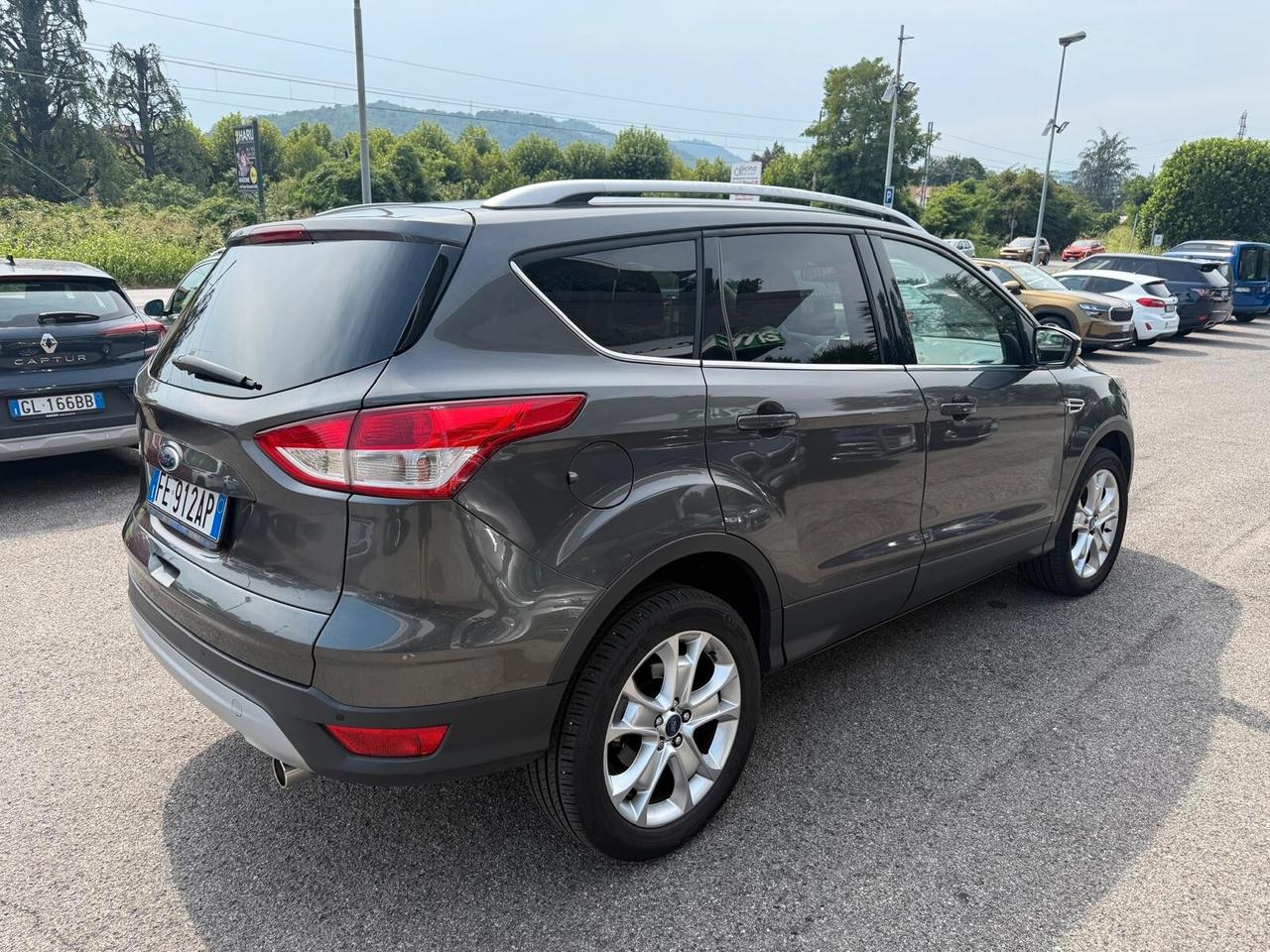Ford Kuga 2.0 TDCI 120 CV S&S 2WD Titanium Business