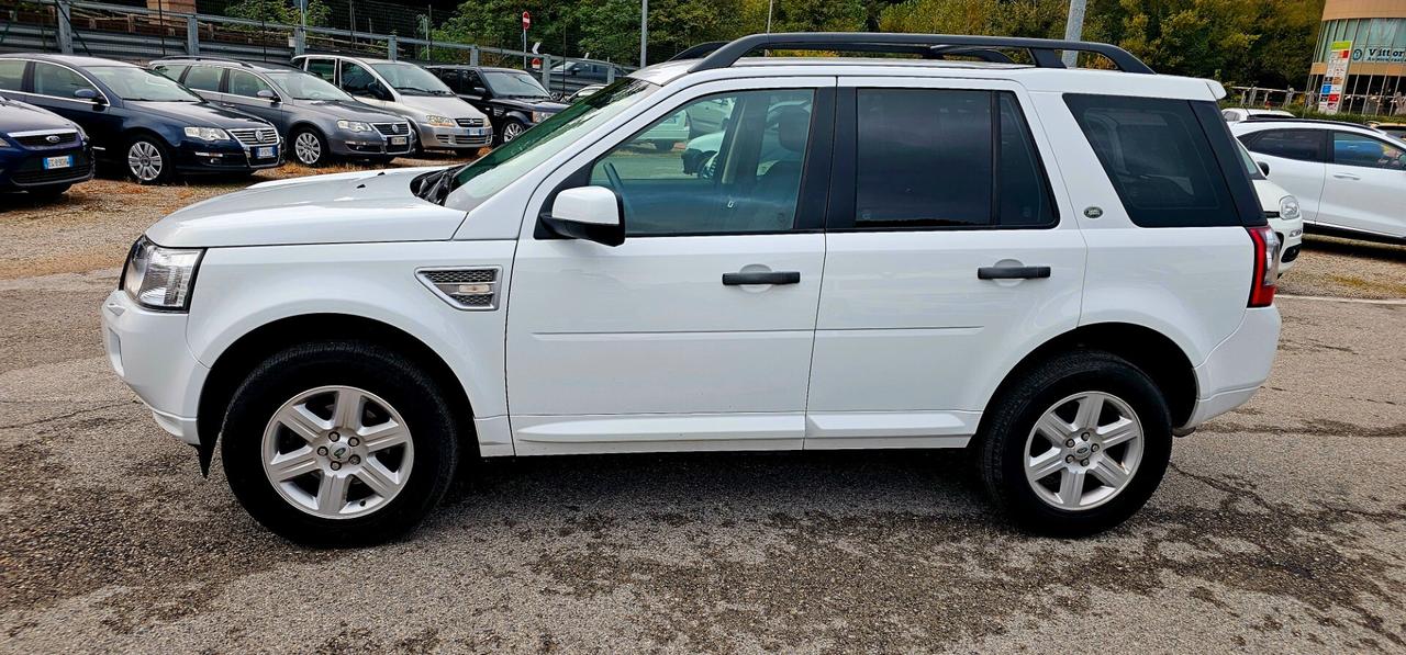 Land Rover Freelander 2.2 SD4 S.W. SE