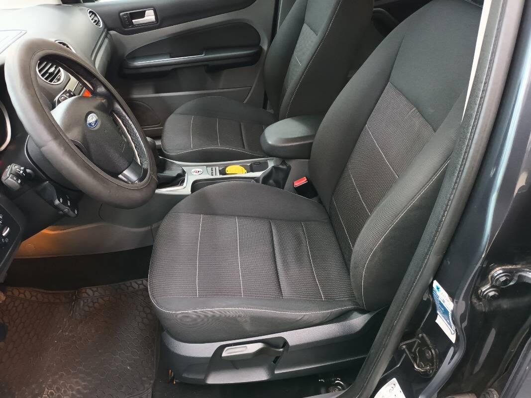 Ford Focus 1.6 tdci Titanium 110 cv