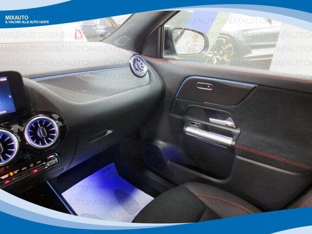 MERCEDES-BENZ GLA 200 D Automatic AMG Line Premium EU6 KM Ø
