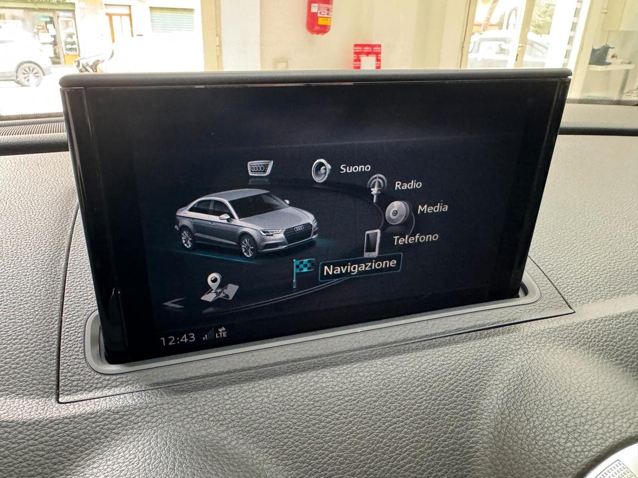 Audi A3 Sedan / 2.0 TDI 150cv/ Cambio automatico / Led