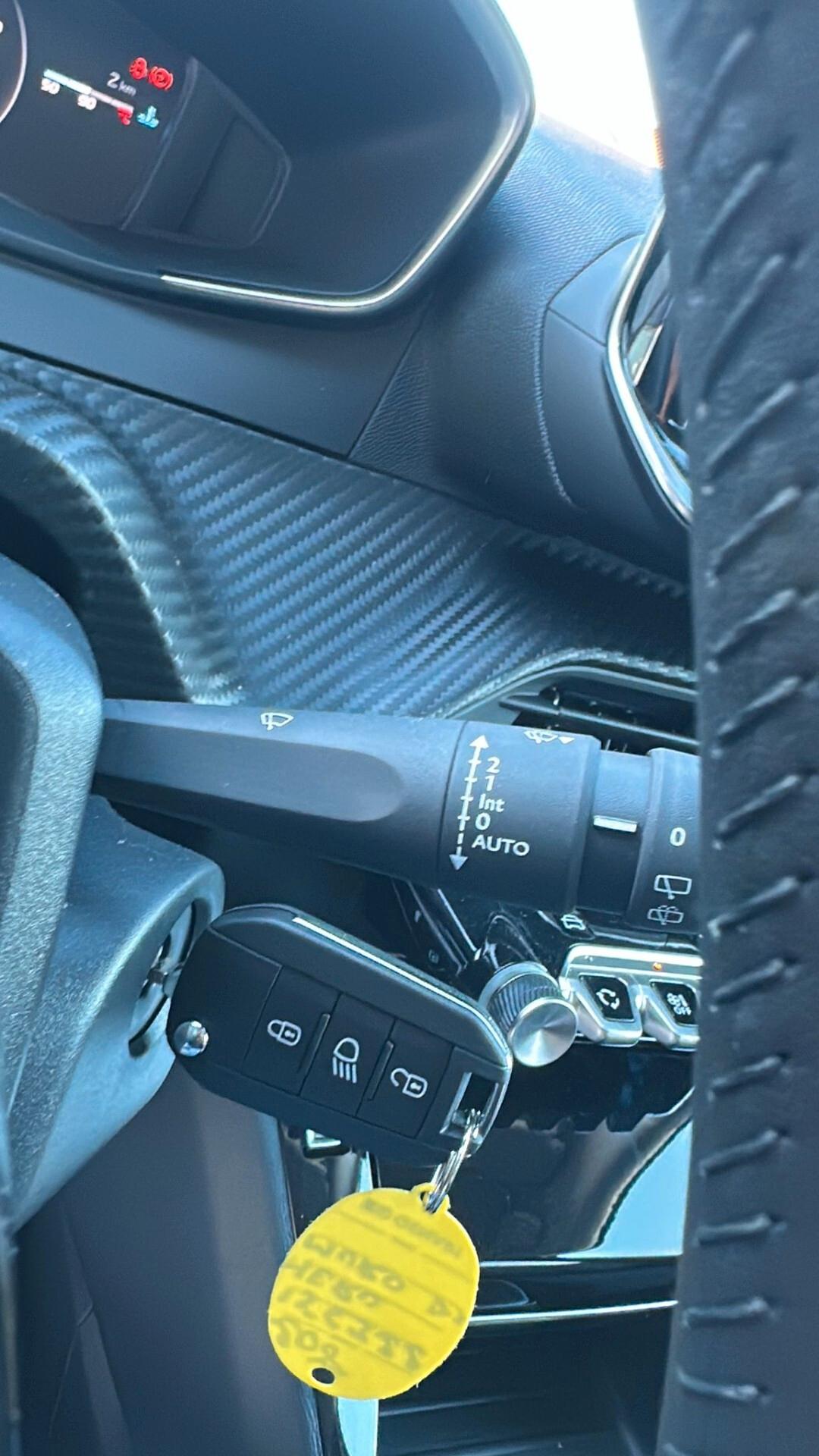 Peugeot 208 PureTech 100 Stop&Start 5 porte Allure