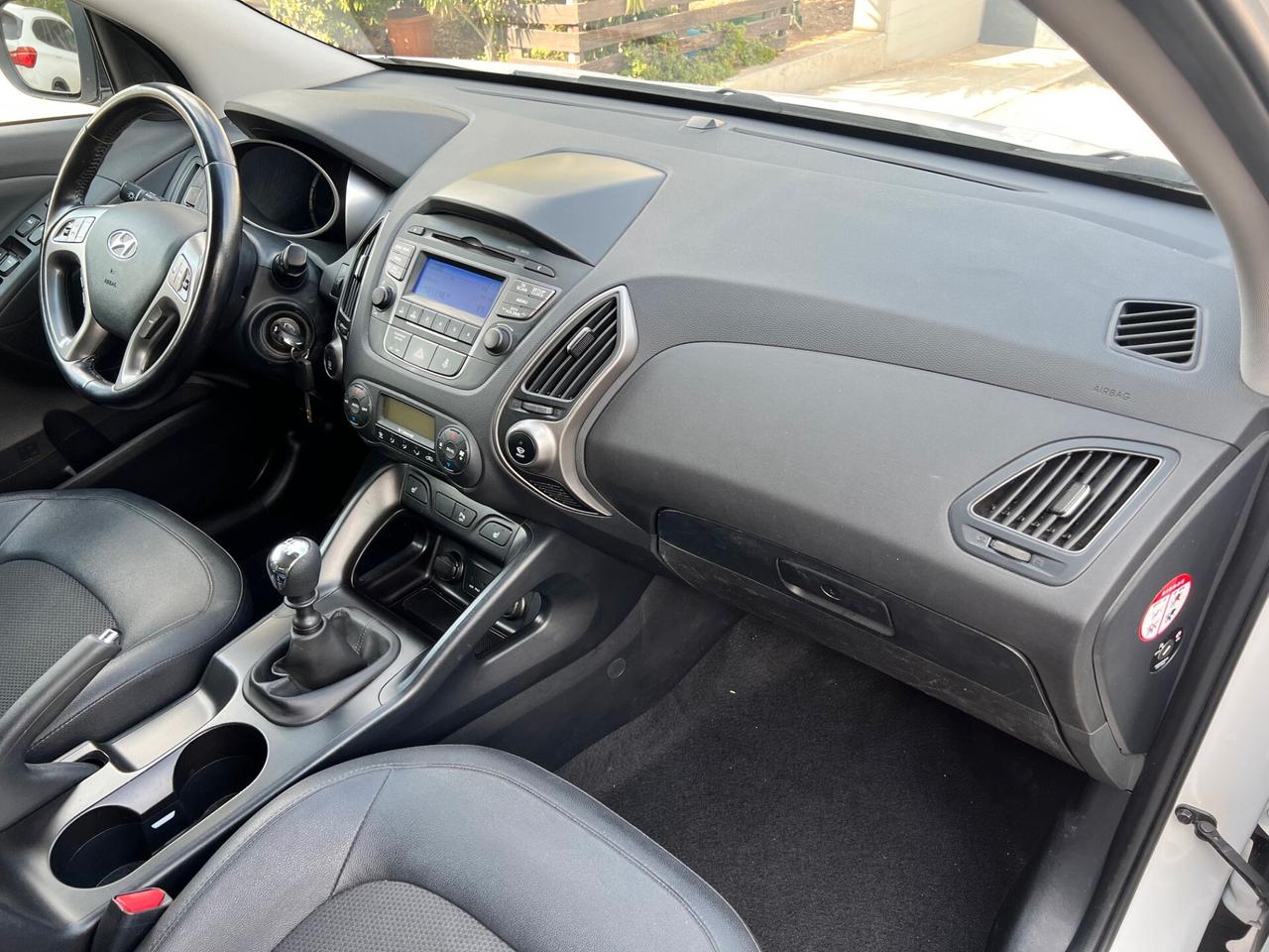 Hyundai iX35 1.7 crdi Comfort 2wd RESTYLING! PELLE/PDC/TEL17;