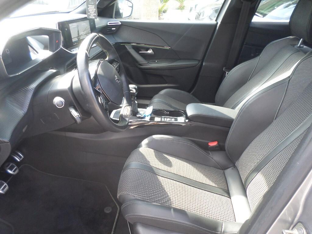 Peugeot 2008 BlueHDi 130 S&S EAT8 GT Line