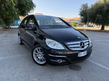 Mercedes-benz B 180 CDI Premium 109cv in perfette condizioni