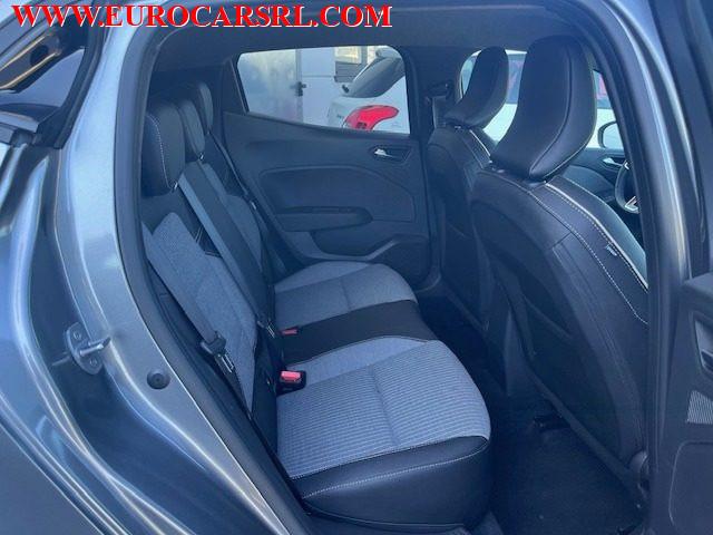 RENAULT Clio TCe 90 CV 5 porte Techno